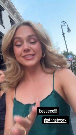 Brec Bassinger / brecbassinger Nude Leaks - Fapello - #11