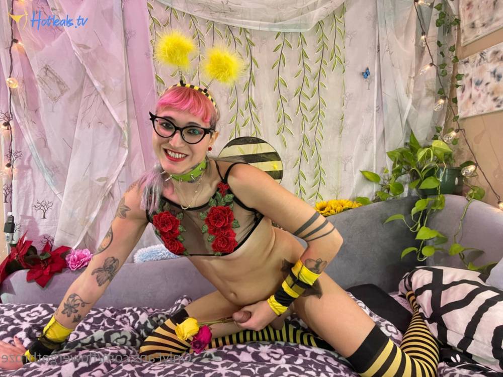 Flowergoth Roze / flowergothroze Nude Leaks OnlyFans - TheFap - #8