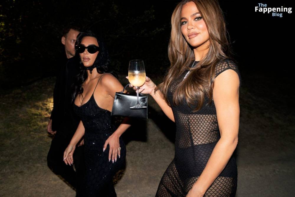 Kim Kardashian Shows Off Her Assets at Andrea Bocelli’s Concert (14 Photos) - #5