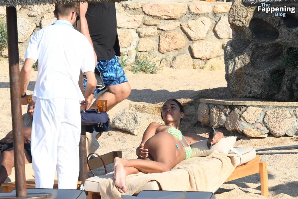 Sandra Shehab & William Saliba Take a Break in Sardinia (66 Photos) - #10