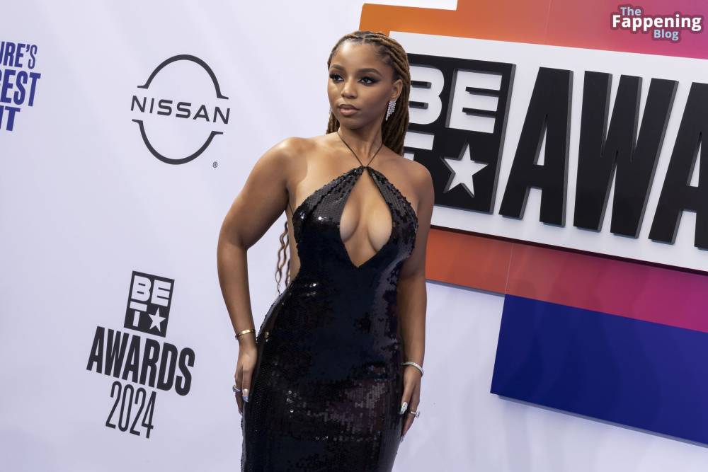 Chloe Bailey Shows Off Her Big Boobs at the BET Awards 2024 (49 Photos) - #3