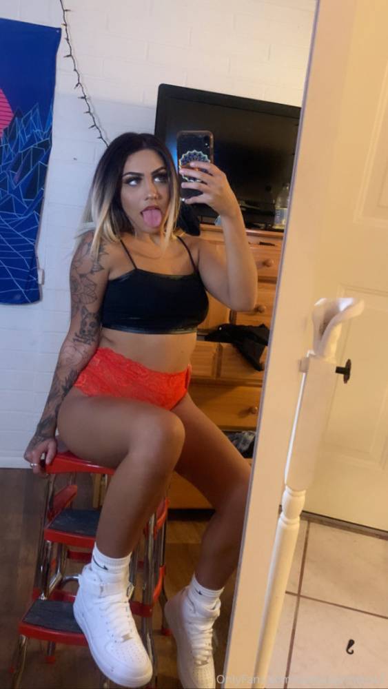 vixennadia [ vixennadia ] OnlyFans leaked photos on Hotleaks.tv - #4