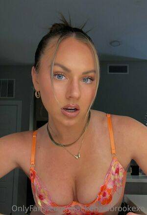 MacKenzie Brooke / mackenziebrookexo / mbpuricelli Nude Leaks - #19