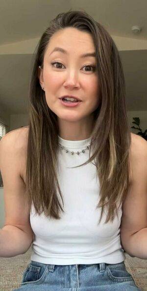 Kimiko Glenn / https: / kimikoglenn Nude Leaks - Fapello - #17