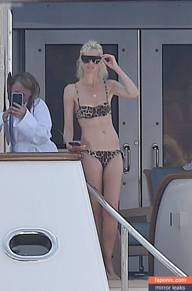 Claudia Schiffer aka claudiaschiffer Nude Leaks - #2