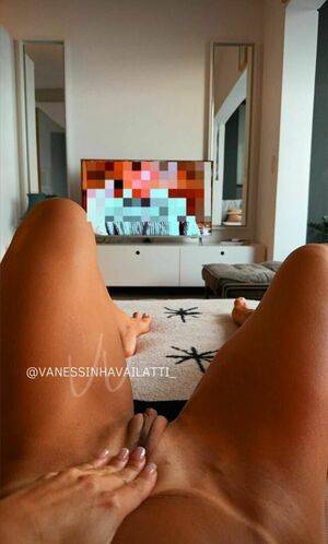 Vanessinha Vailatti / vanessinhavailatti / vanessinhavailatti_ Nude Leaks - #25