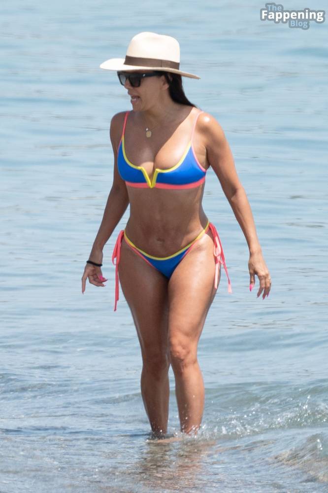 Eva Longoria Displays Her Sexy Assets in a Bikini on the Beach in Spain (59 Photos) - #14