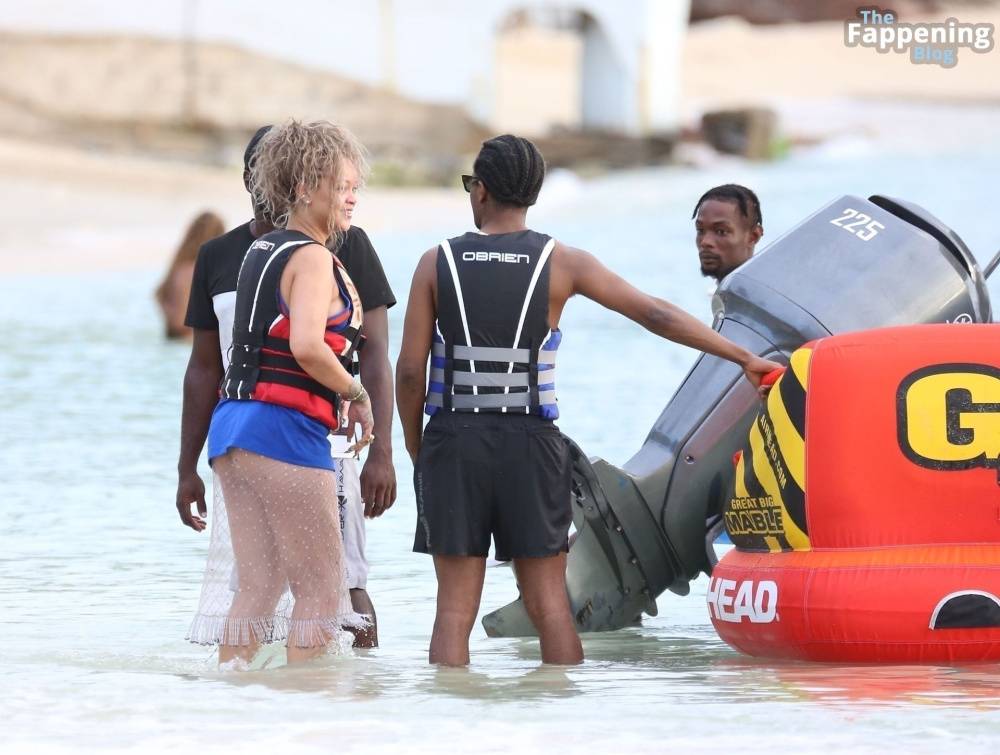 Rihanna & Her Beau are Seen During Their Caribbean Getaway in Barbados (247 Photos) - #9