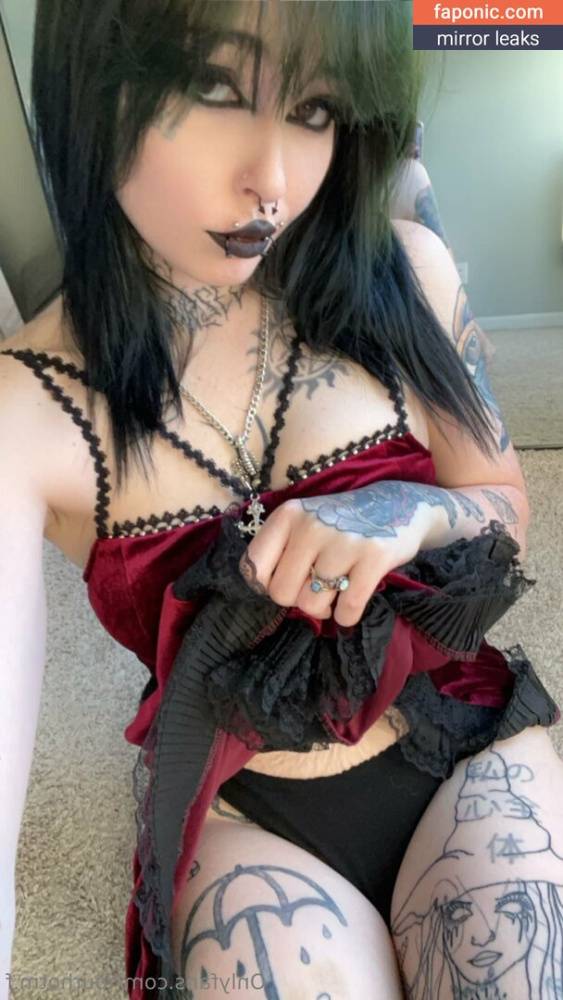 HotGothMlf aka yourhotm.lf aka yourhotmlf Nude Leaks OnlyFans - #15