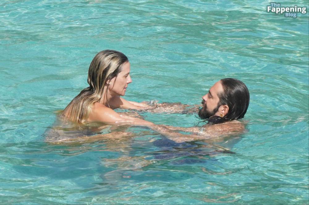 Heidi Klum Enjoys a Blissful Beach Getaway in St. Barts with Her Boyfriend (66 Nude Photos) - #29