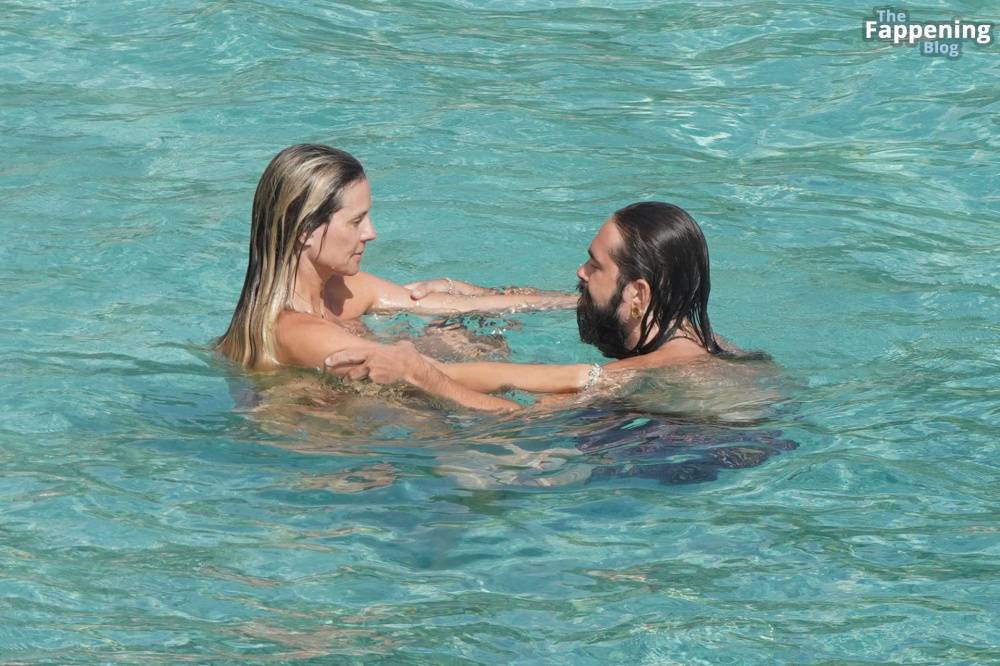 Heidi Klum Enjoys a Blissful Beach Getaway in St. Barts with Her Boyfriend (66 Nude Photos) - #28