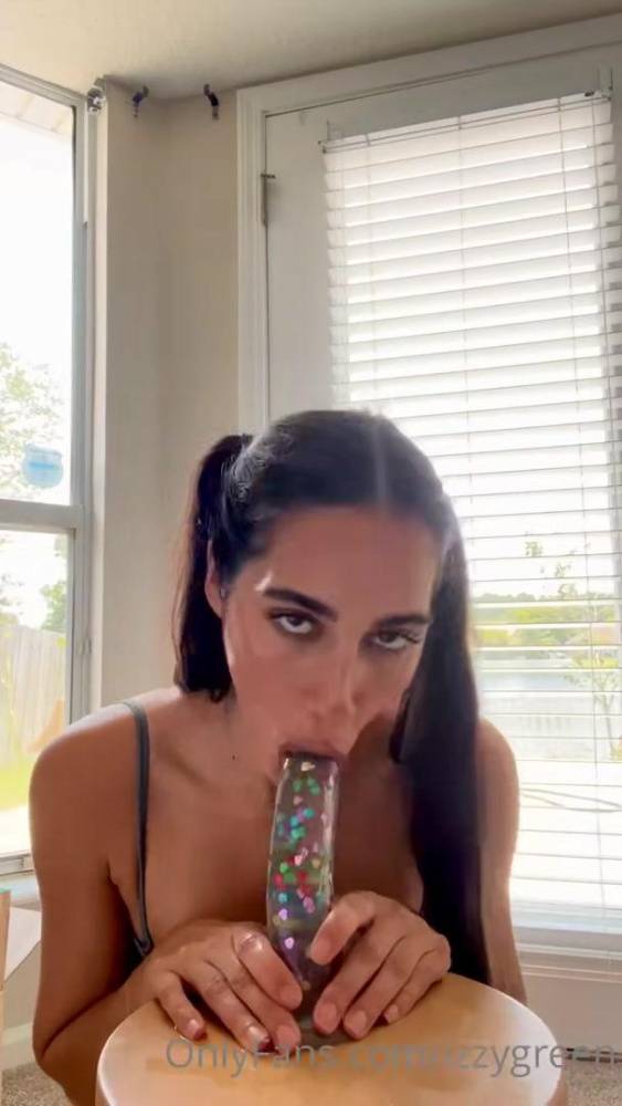 Izzy Green Nude Dildo JOI Blowjob OnlyFans Video Leaked - #3