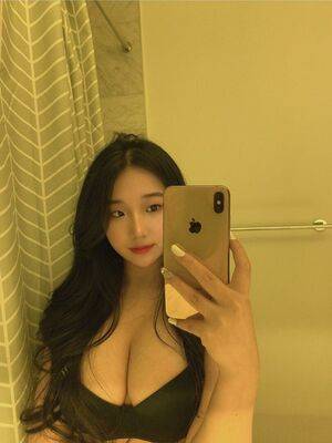 Yeonaxo / yeonar1 / yeonari_ / yeyaxo Nude Leaks - #3