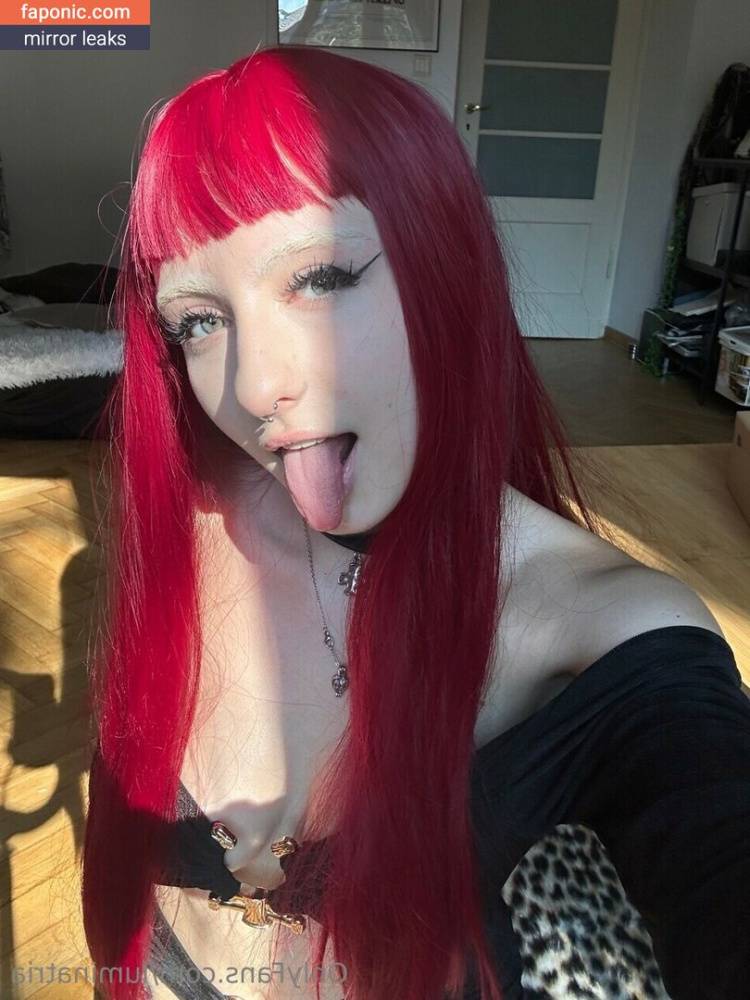 LStallwort63778 aka Luminatria aka Luminxtria aka pale.cloudss Nude Leaks OnlyFans - #3