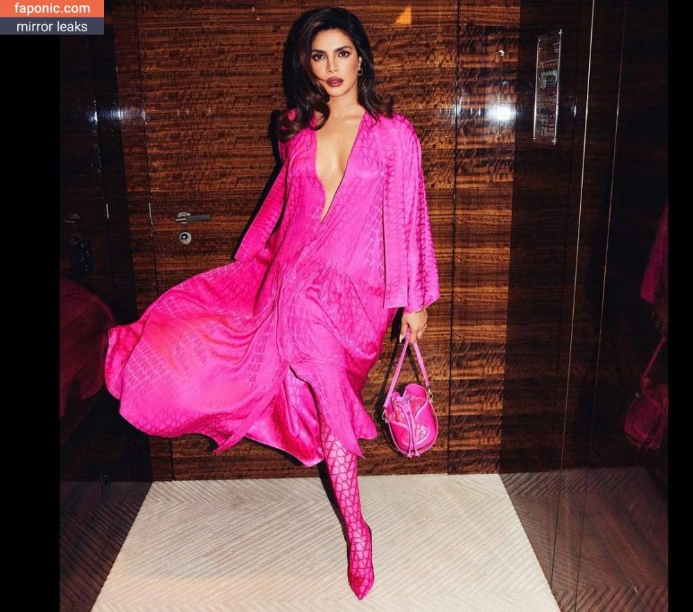 Priyanka Chopra aka officialsherlynchopra aka priyankachopra Nude Leaks OnlyFans - #6