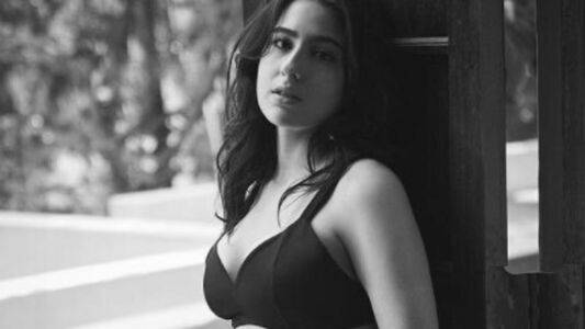 Sara Ali Khan / saraalikhan95 Nude Leaks - Fapello - #21