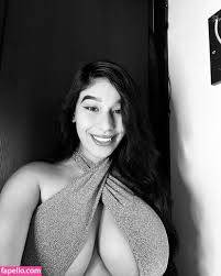 V.fernanda / v.fernanda Nude Leaks OnlyFans - TheFap - #19