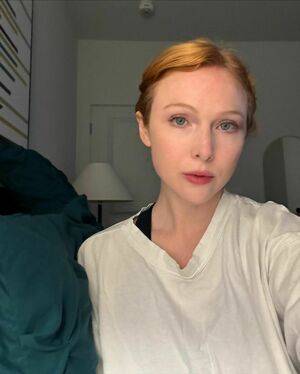 Molly Quinn / mollycaitlynquinn Nude Leaks - #9