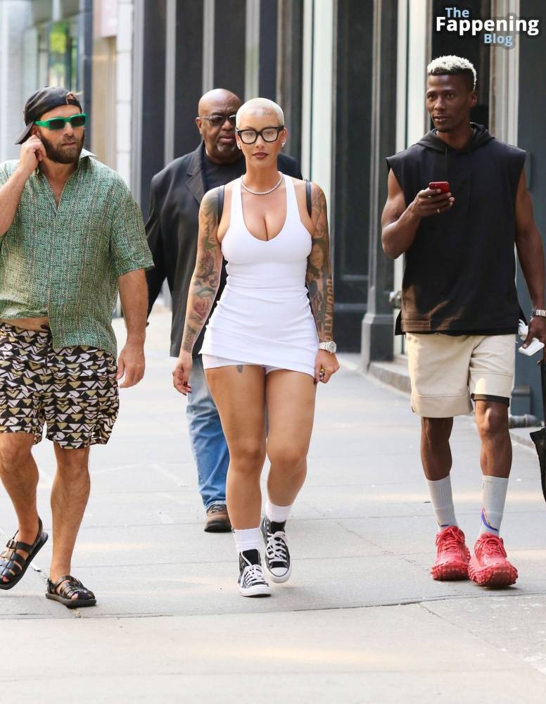 Amber Rose Turns Heads in a Revealing White Mini Dress During SoHo Outing (39 Photos) - #27