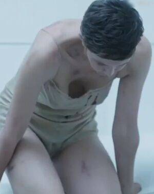 Maggie Gyllenhaal / mgyllenhaal Nude Leaks - Fapello - #23