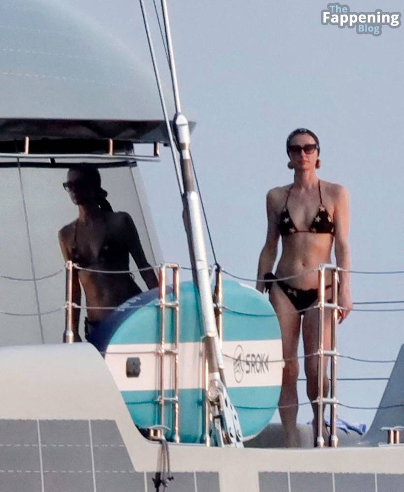 Paris Hilton Enjoys a Summer Break on a Luxury Yacht in Saint Tropez (53 Photos) - #2