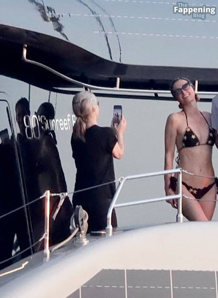 Paris Hilton Enjoys a Summer Break on a Luxury Yacht in Saint Tropez (53 Photos) - #17