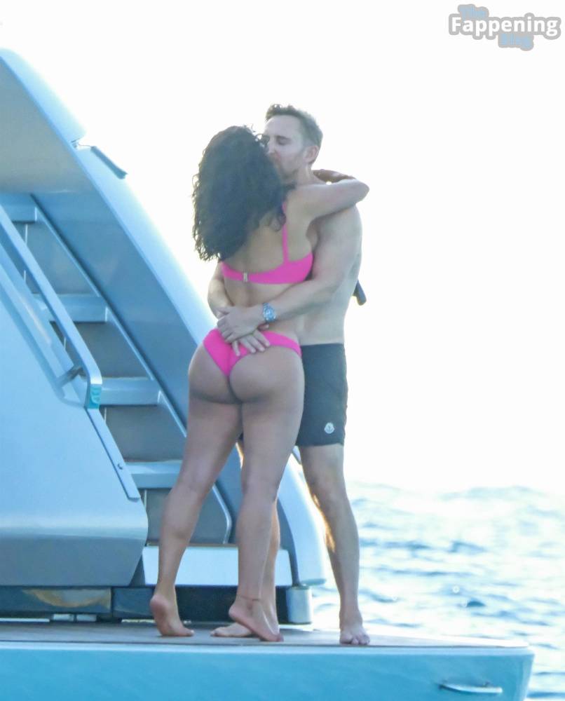 Jessica Ledon & David Guetta Get Up Close and Personal on a Yacht in Ibiza (45 Photos) - #26