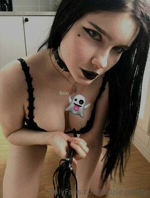 astrid.gothly / bluexastrid / cashew225 Nude Leaks - #8