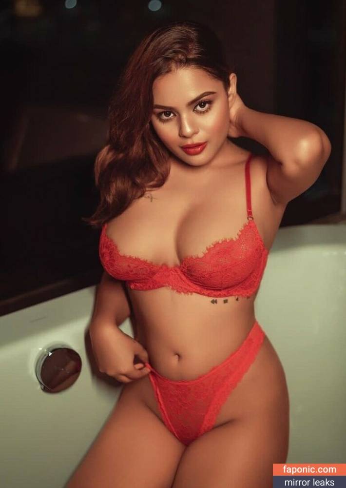 Triyasha Roy aka triyasharoy2021 Nude Leaks - #12