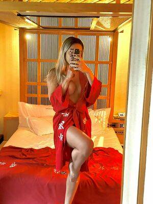 Paola Mello / paollaml Nude Leaks - Fapello - #28