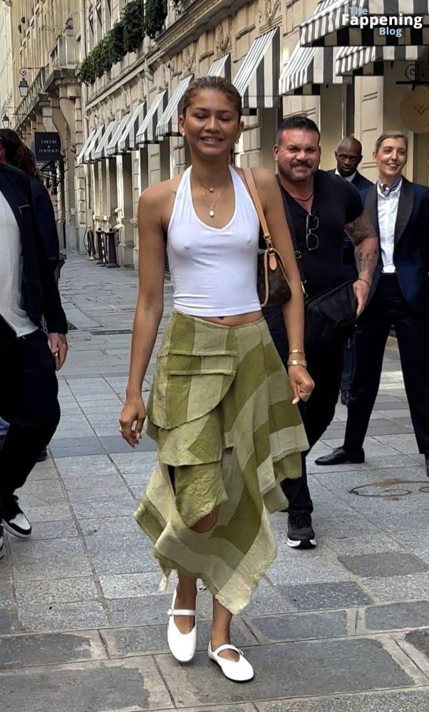 Zendaya Goes Bralessin Paris (30 Photos) - #27