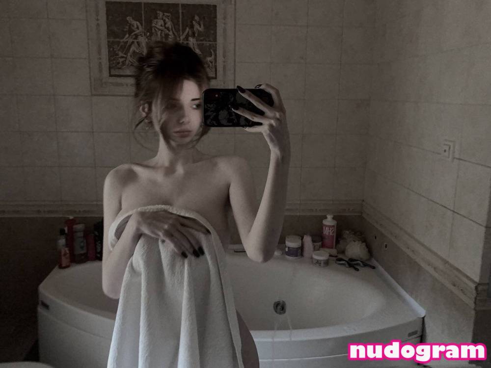 M.uselessbeauty / m.uselessbeauty Nude Leaks OnlyFans - TheFap - #3