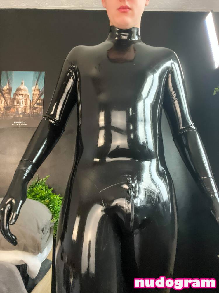 Latexdesires / latexdesires Nude Leaks OnlyFans - TheFap - #6