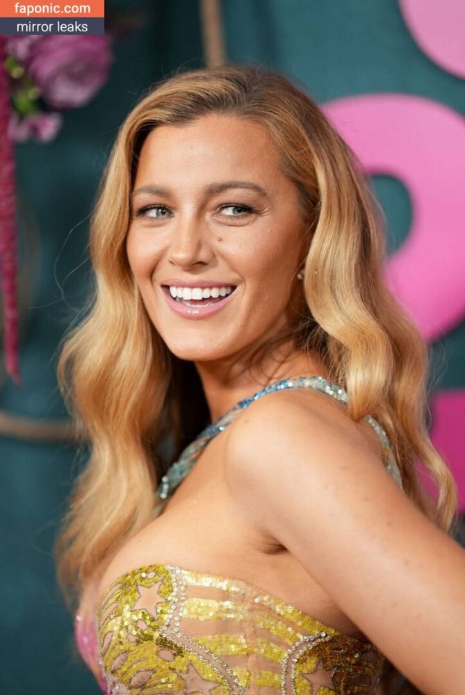 Blake Lively aka blakelively Nude Leaks - #1