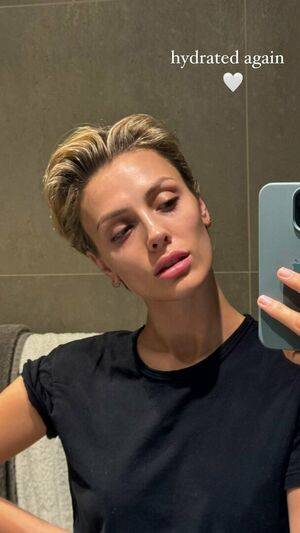 Wallis Day / wallisday Nude Leaks - Fapello - #13