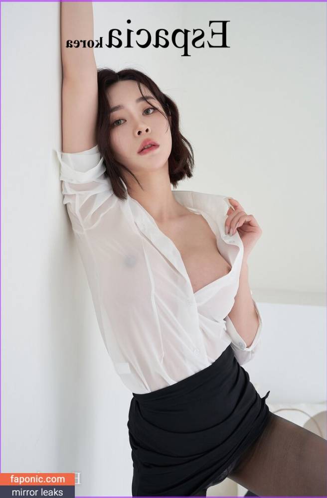 Korean Gravures aka jisamss aka takaidesuoficial Nude Leaks OnlyFans - #9