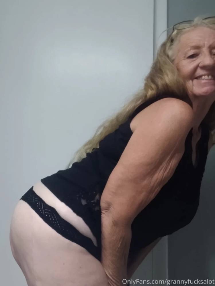 grannyfuxalot [ grannyfuxalot ] OnlyFans leaked photos on Hotleaks.tv - #19