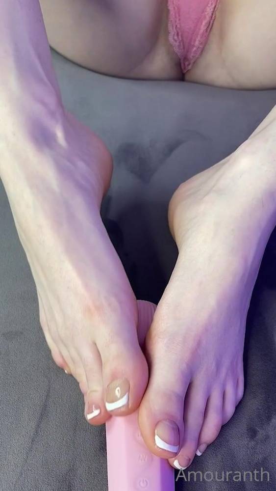 Amouranth Bare Feet Vibrator Footjob Onlyfans Video Leaked - #main