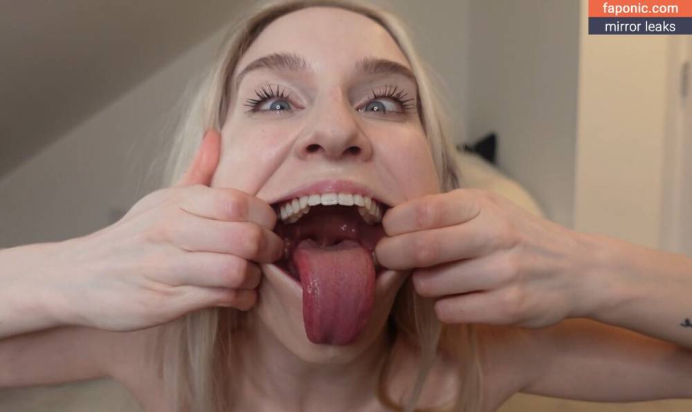 Ahegao aka Ahegao / Long Tongue / Drool Girls aka ahegaoselfies Nude Leaks OnlyFans - #main