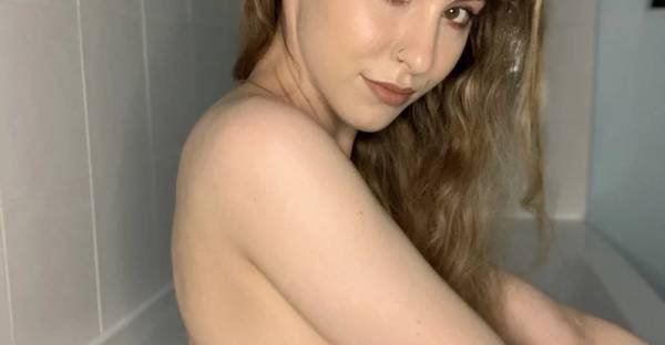 HARRIET new hot onlyfans leaked nudes on dailyfans.net