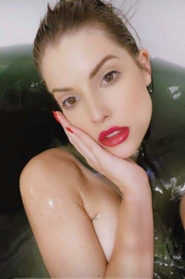 Amanda Cerny Nude Onlyfans Bath Set Leaked on dailyfans.net