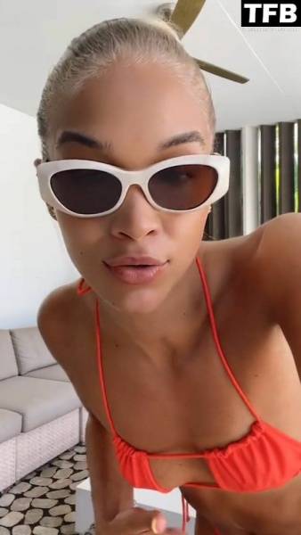 Jasmine Sanders Shows Off Her Sexy Bikini Body (10 Photos + Video) on dailyfans.net
