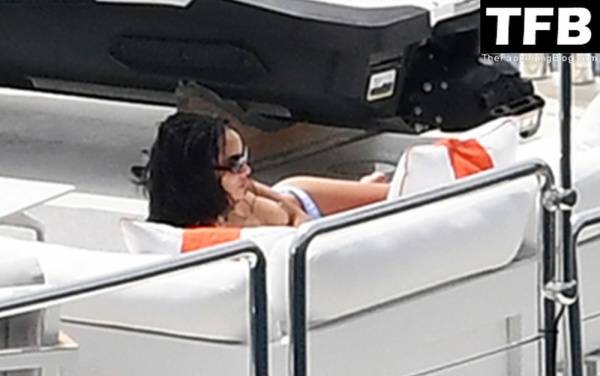 Zoe Kravitz Goes Topless While Enjoying a Summer Holiday on a Luxury Yacht in Positano on dailyfans.net
