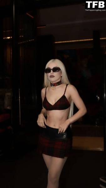 Ava Max Poses Outside of the Coach Fashion Show in New York - New York - city New York on dailyfans.net