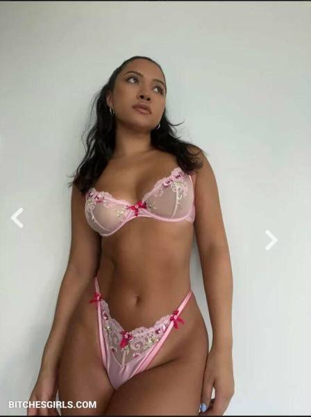Missjuliakelly Nude Latino - Julia Kelly Leaked Photos