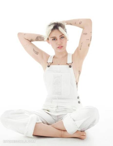 Miley Cyrus Nude Celebrities - Miley Nude Videos Celebrities on dailyfans.net