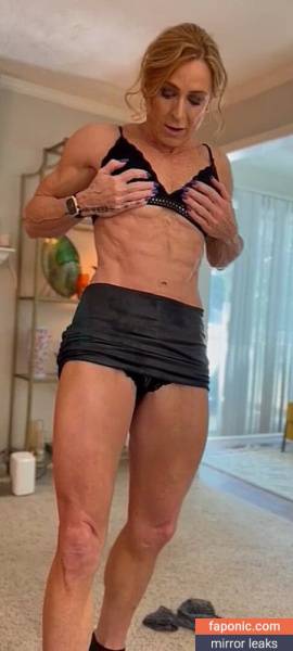 Iron Wife aka ironheidi_ifbbpro aka ironvictoria Nude Leaks OnlyFans on dailyfans.net