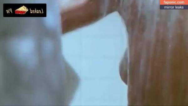 Anne Heche aka anneheche Nude Leaks on dailyfans.net