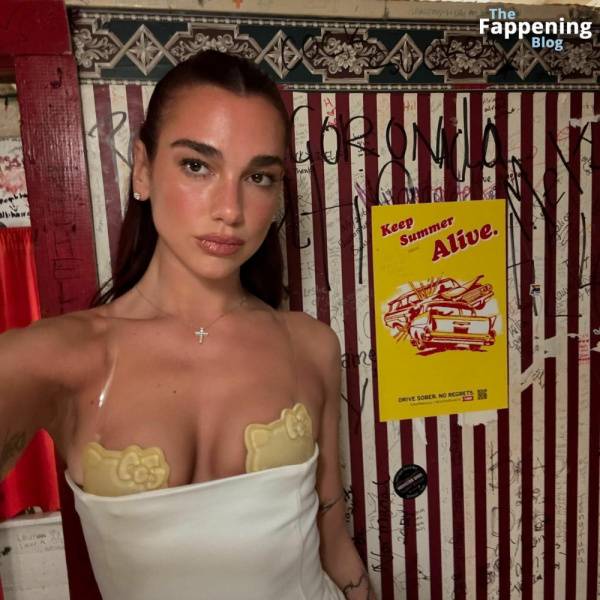 Dua Lipa Sexy (11 New Photos) on dailyfans.net