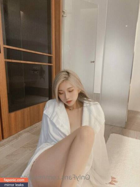 Vivian ♥️ 謝薇安 aka missingvivian Nude Leaks OnlyFans on dailyfans.net